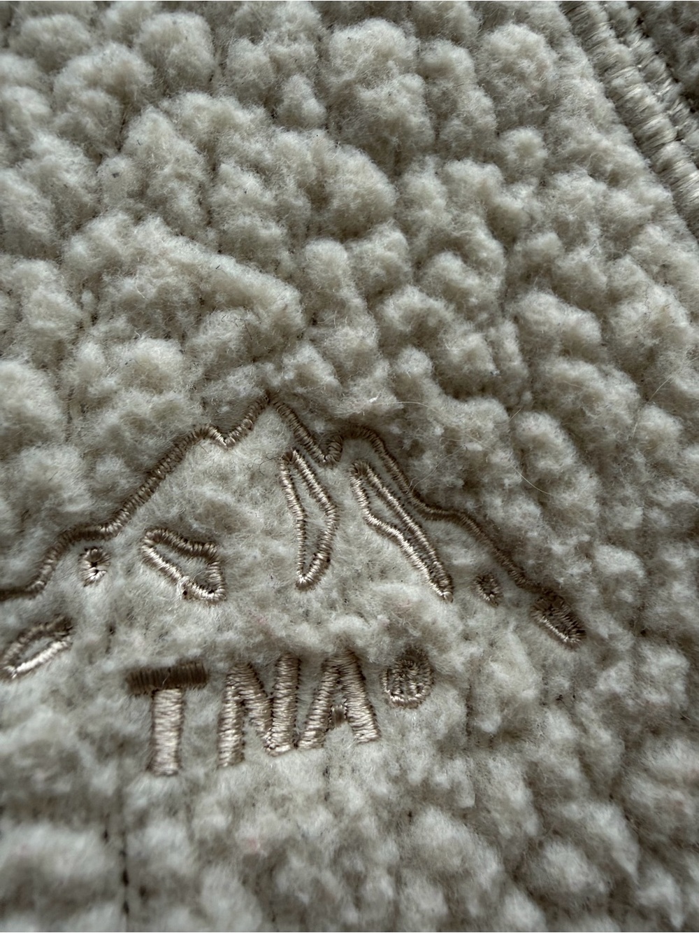 Aritzia Polartec Thermal pro full zip - Picture 3 of 5